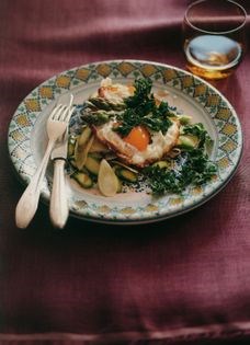 Del Posto's asparagus & fried egg salad