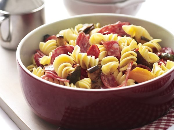 Deli pasta salad