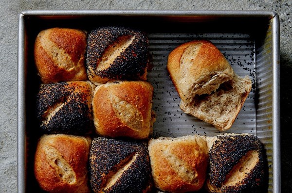Deli rye rolls
