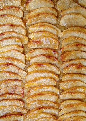 Delicate apple tart