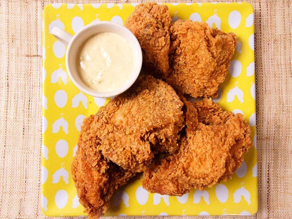 "Delta"-style pickle and mustard dipping sauce