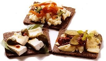Dense and delicious German sourdough bread (Pumpernickel)