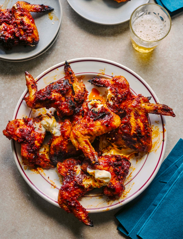 Devilled chicken wings with smoked paprika and honey (Ali di pollo alla diavola caramellizzate al miele)