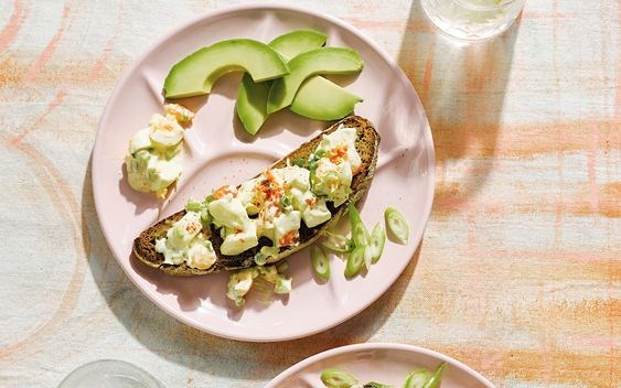 Devilled eggs on toast