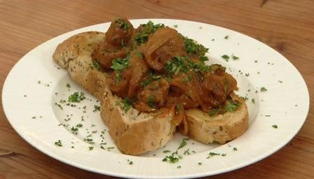 Devilled kidneys