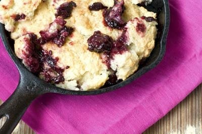 Dewberry cobbler