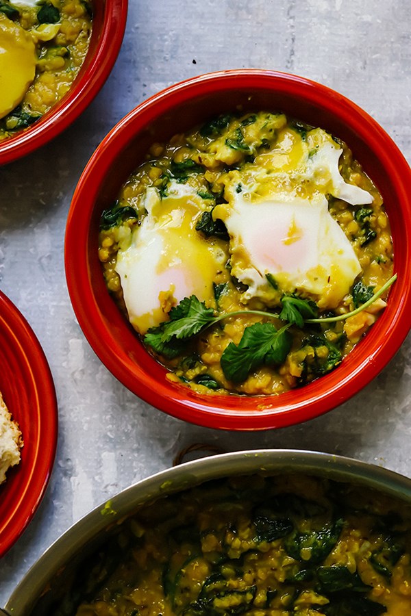 Dhal-baked eggs