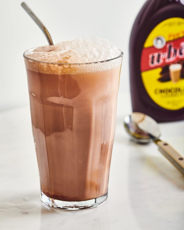 Diner-style egg cream
