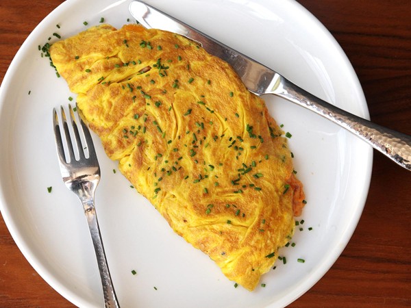 Diner-style ham and cheese omelette for two