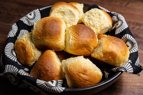 Dinner rolls