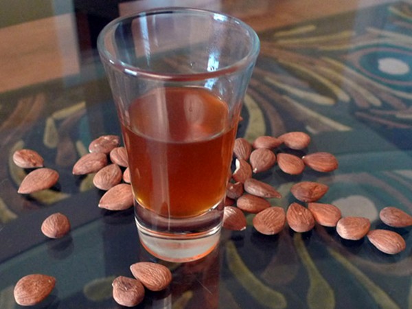 DIY Amaretto