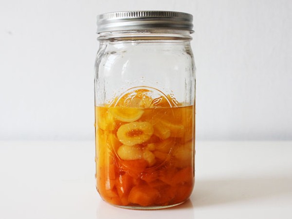 DIY apricot liqueur
