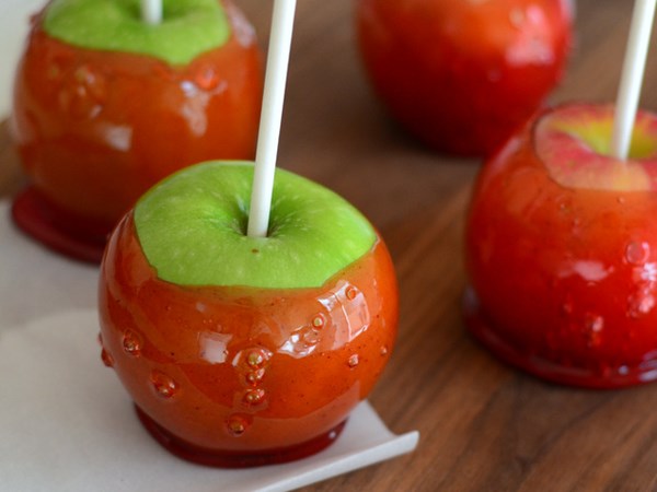 DIY candied apples