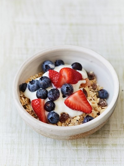 DIY oaty fruity cereal