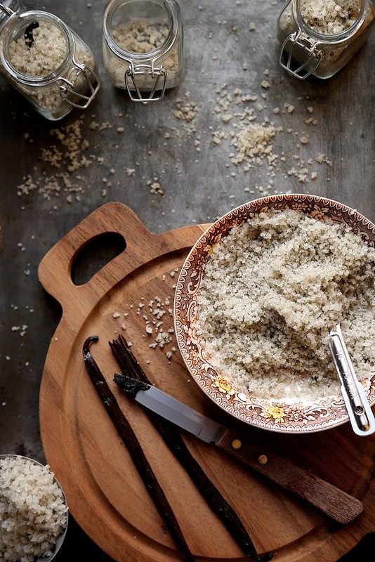 DIY vanilla salt