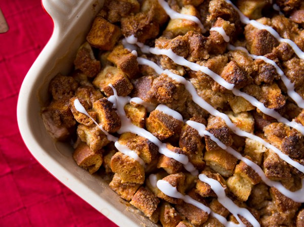 Domino's CinnaStix apple crisp