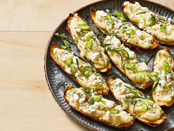 Donkey sauce-skordalia potato skins