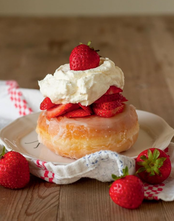 Donut shortcake