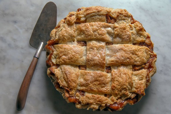 Double apple pie