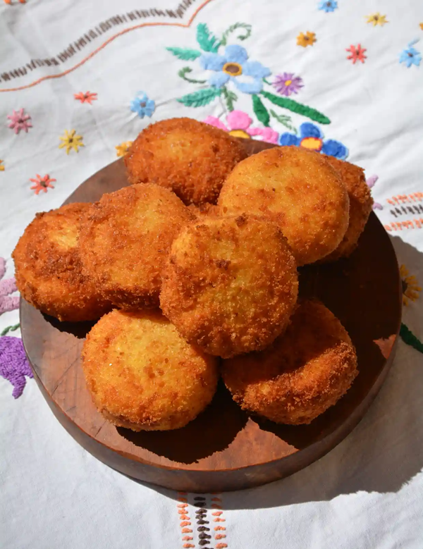 Double cheese and potato croquettes
