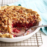 Double cherry crunch pie