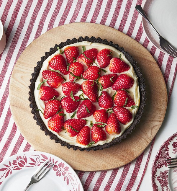 Double chocolate and strawberry tart
