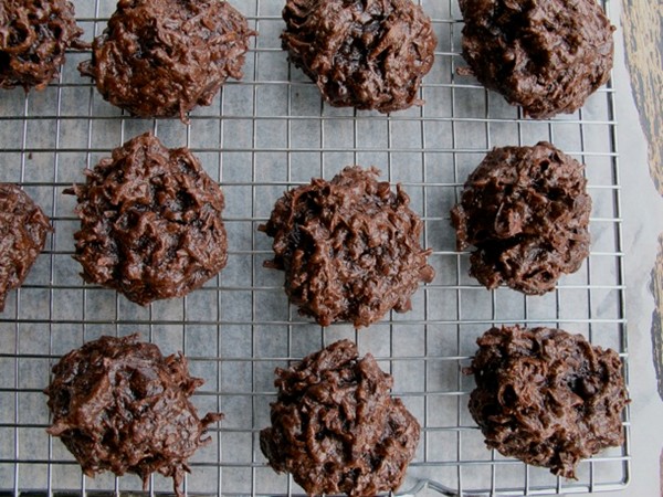 Double chocolate coconut macaroons