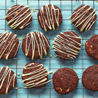 Double chocolate mallow cookies