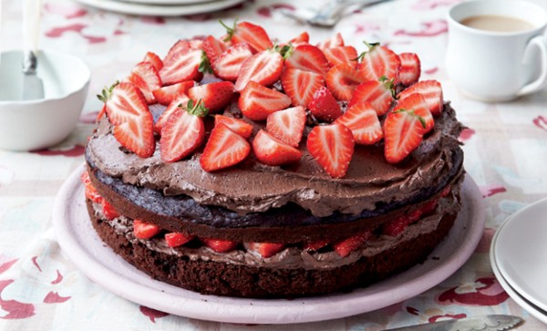 Double cocoa and strawberry cake