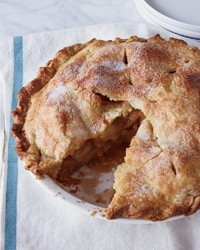 Double-crust apple-apricot pie