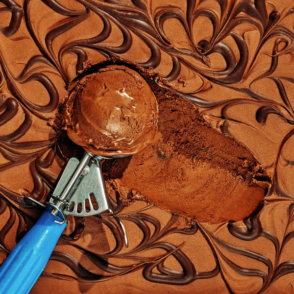 Double dark chocolate no-churn ice cream 