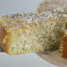 Double lemon drizzle cake with poppy seeds