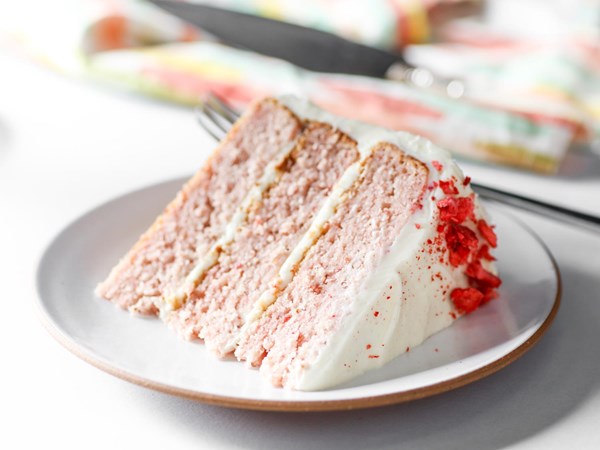 Double strawberry cake