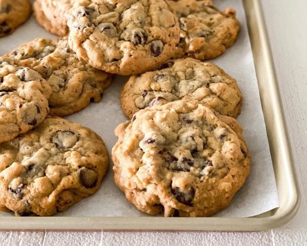 DoubleTree signature chocolate chip cookie