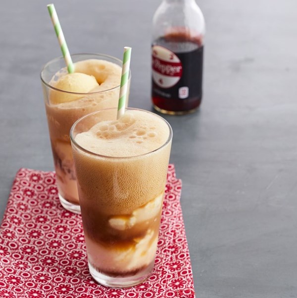 Dr Pepper floats with homemade vanilla ice cream