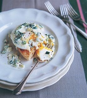 Drappit eggs with sables