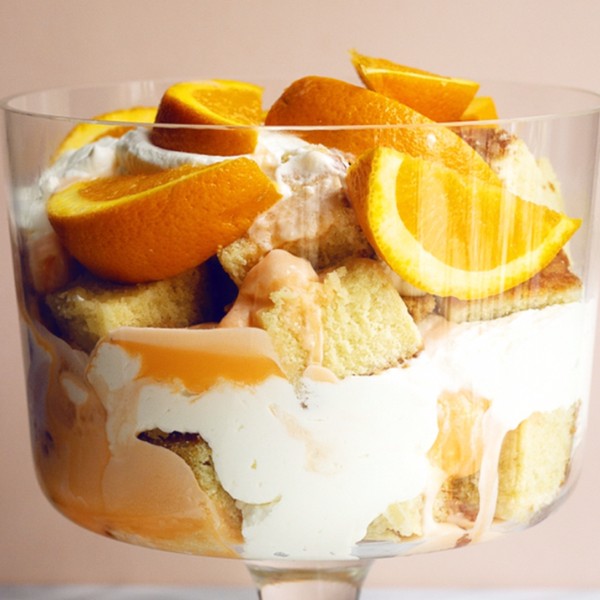Dreamsicle punch bowl cake