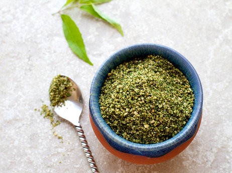 Dried curry leaf chutney