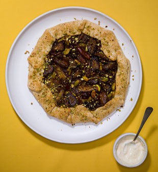 Dried fruit and nut crostata