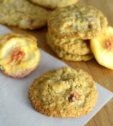 Dried peach oatmeal cookies