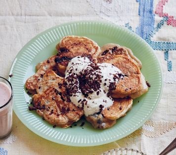 Drop scones with prunes & soured cream