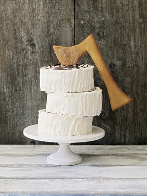 Drunken figgy pudding log cake