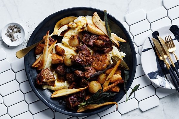 Drunken lamb casserole