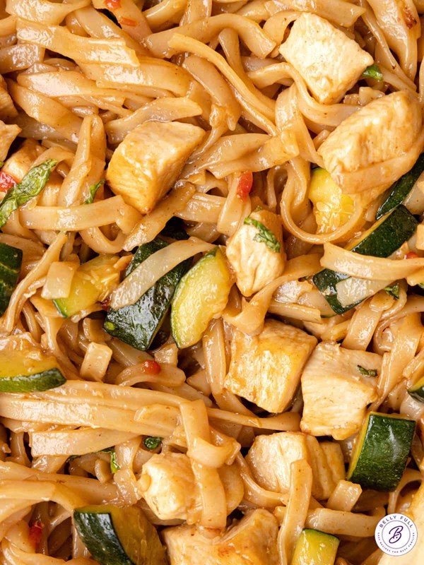 Drunken noodles (Pad kee mao)