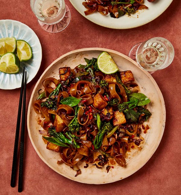 Drunken noodles with radicchio, tenderstem and tofu