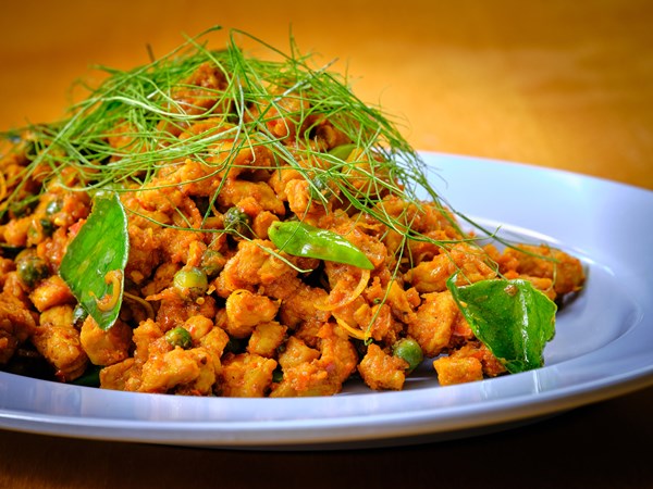 Dry-fried pork and green peppercorns (Kua kling mu)