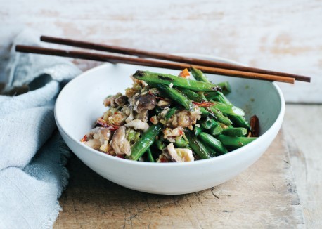 Dry-fried Szechuan green beans