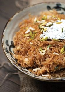 Dry vermicelli in sugar syrup (Qiwami sewaiyan)