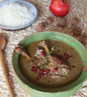 Duck + pomegranate braise (Khoresh-e fesenjun-e gilaki ba morqabi)