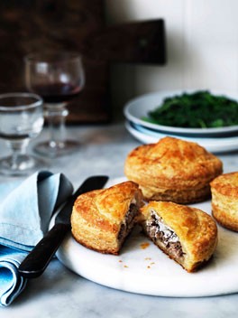 Duck and goat's cheese pithiviers